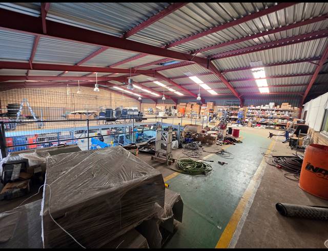1,199M² FACTORY FOR SALE IN KYA SANDS